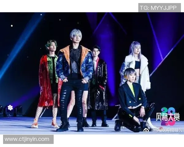 足球明星进场时尚造型大赏展现球场魅力与个性风格