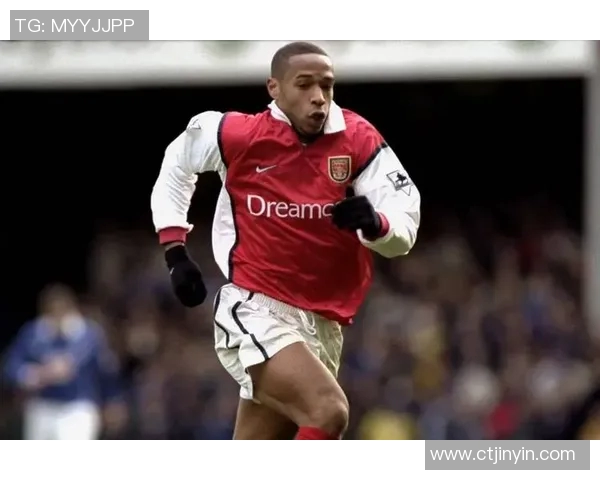 美国前足球明星精彩瞬间回顾与传奇球员名单展示