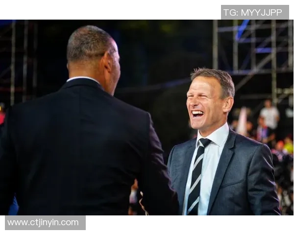 丹尼斯在足球界的实力究竟有多强揭开这位明星的传奇故事与成就 丹尼斯在足球界的实力究竟有多强揭开这位明星的传奇故事与成就